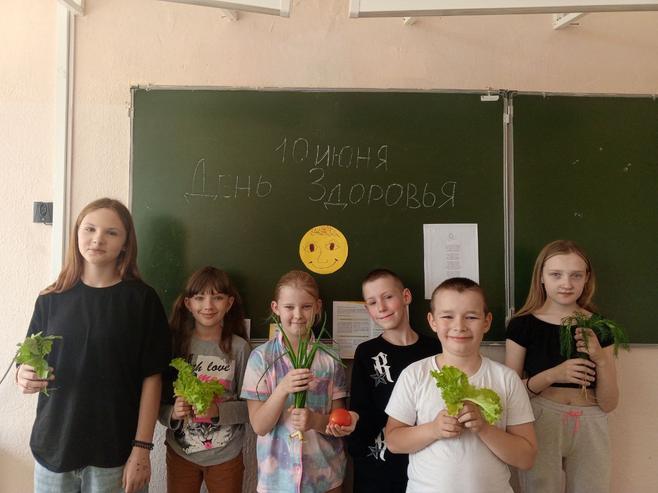 Яркий день в нашем лагере: спорт, творчество и новые знания!.